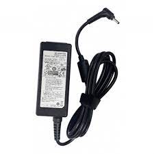 Cargador Samsung 19V 3.16A Punta Aguja